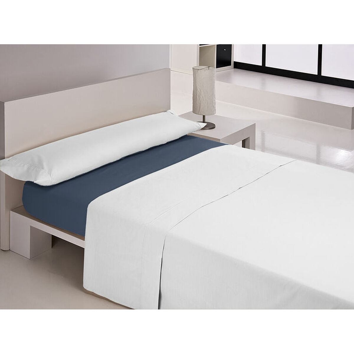 V6H834D551CDE679B710CF15E4F94C2A575R4584526P1